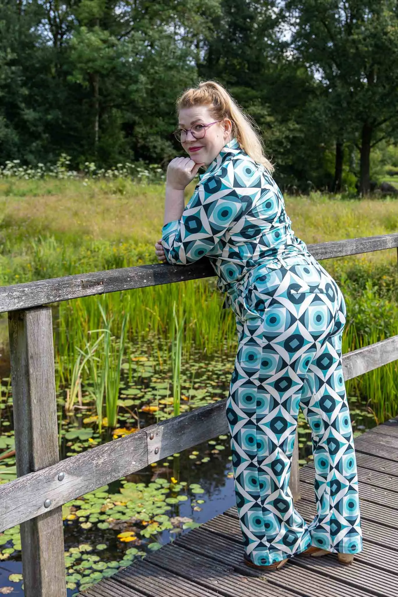 Classic dames suit - lilou shirt   belize pants- lora in retro style